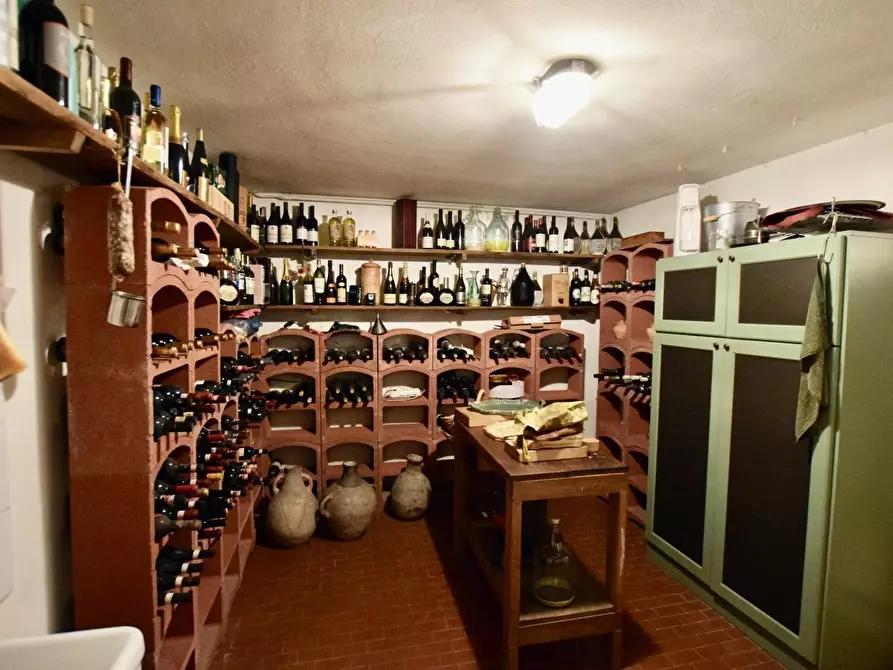 Immagine 27 di Villa in vendita  a Pontedera