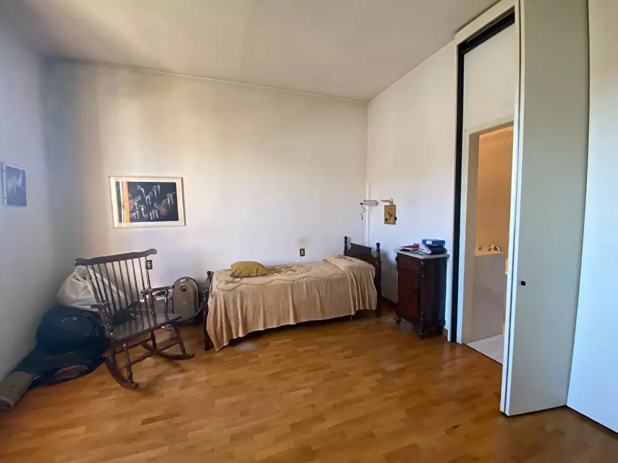 Immagine 24 di Villetta a schiera in vendita  a Empoli