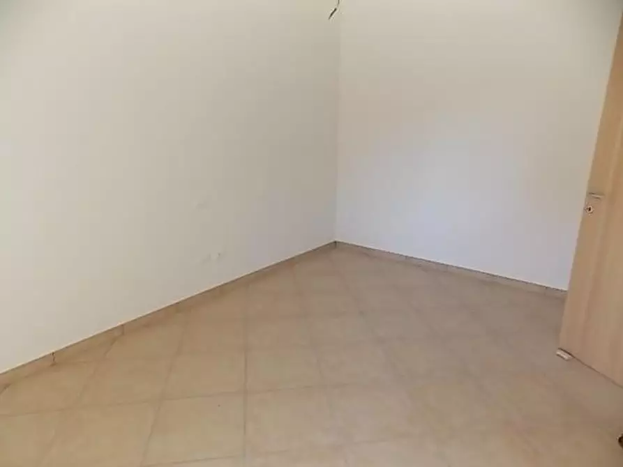 Immagine 9 di Appartamento in vendita  a Rosignano Marittimo