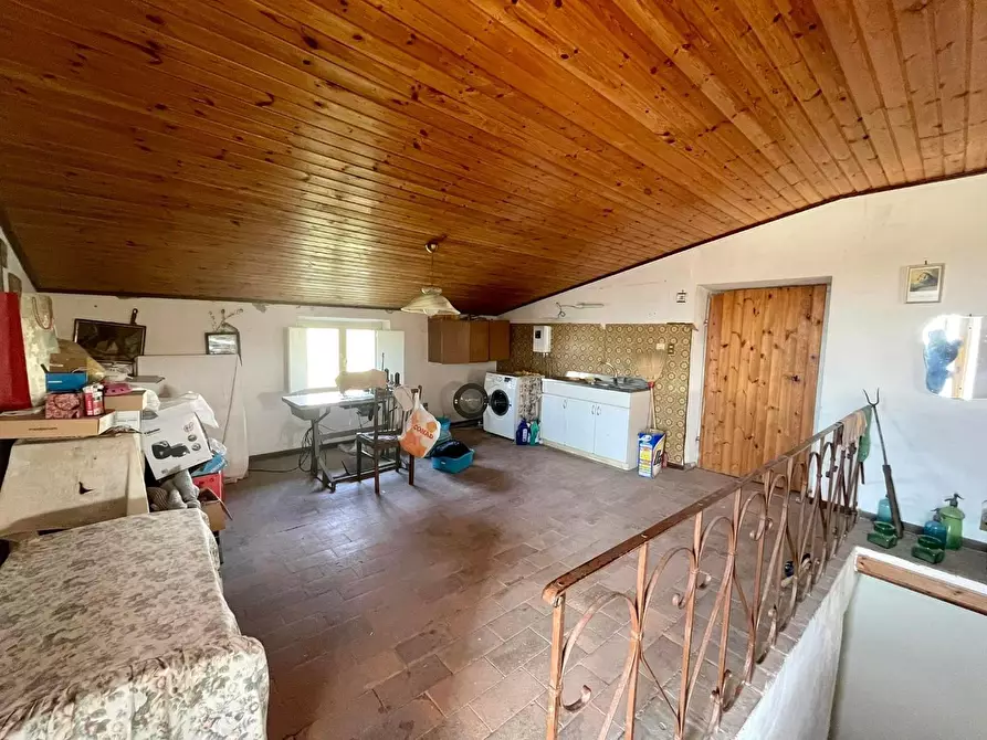 Immagine 28 di Villetta a schiera in vendita  a Capannori