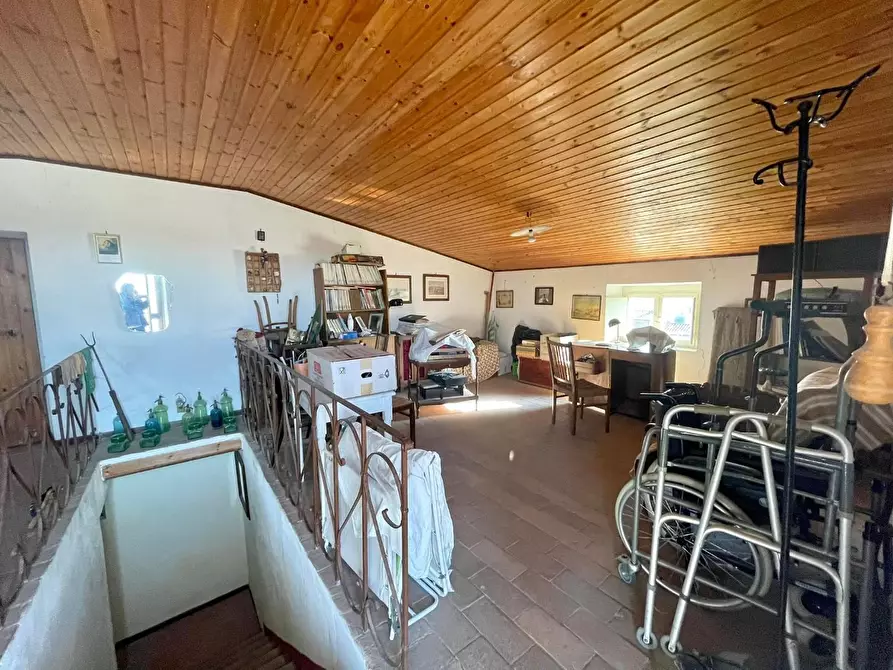 Immagine 29 di Villetta a schiera in vendita  a Capannori