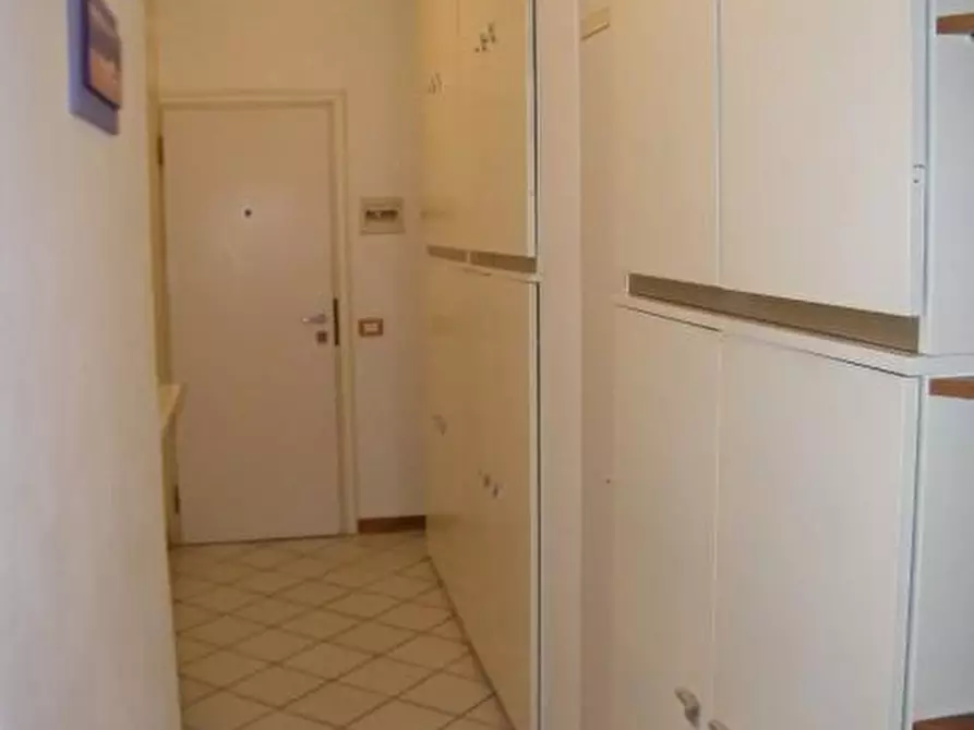 Immagine 12 di Appartamento in vendita  a Montignoso