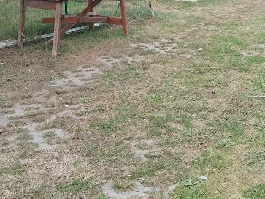 Immagine 3 di Porzione di casa in vendita  a Massa