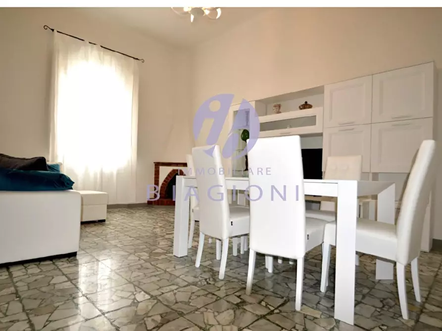 Immagine 7 di Villa in affitto  a Pietrasanta