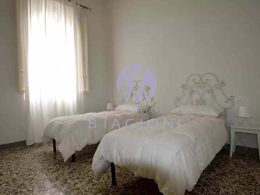 Immagine 9 di Villa in affitto  a Pietrasanta