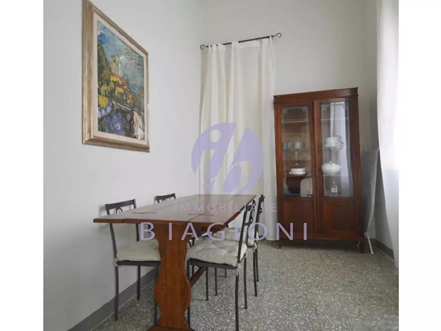 Immagine 2 di Villa in affitto  a Pietrasanta