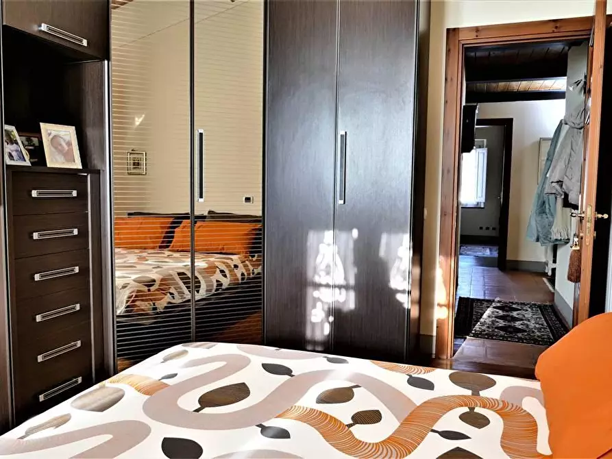 Immagine 12 di Appartamento in vendita  a San Giuliano Terme