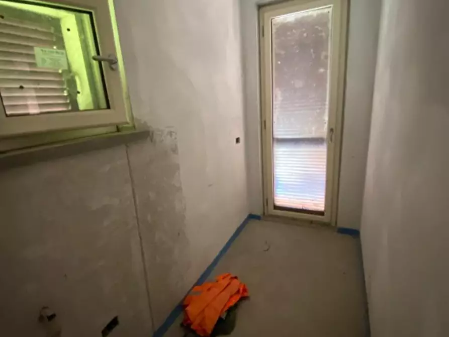 Immagine 6 di Casa bifamiliare in vendita  a Capannori