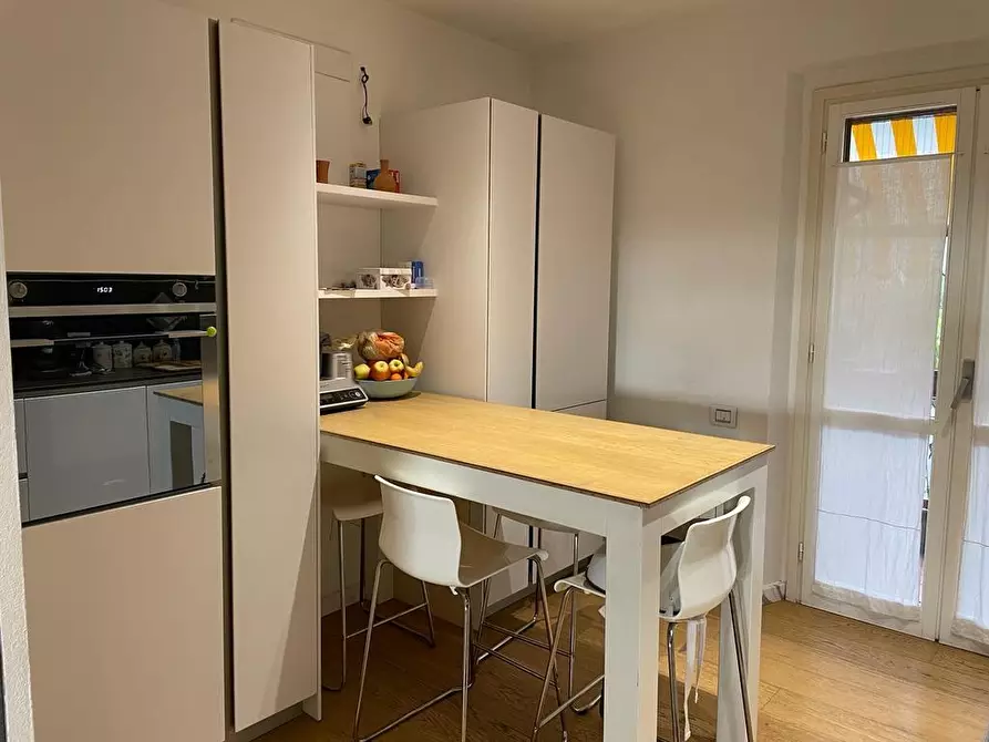 Immagine 8 di Appartamento in vendita  a Massa