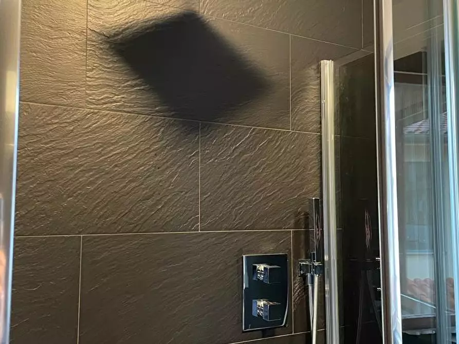 Immagine 26 di Appartamento in vendita  a Massa