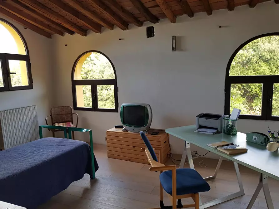 Immagine 38 di Rustico / casale in vendita  a Calci