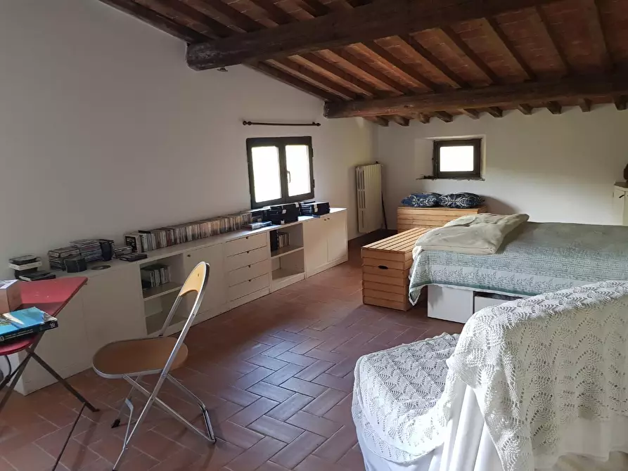 Immagine 30 di Rustico / casale in vendita  a Calci