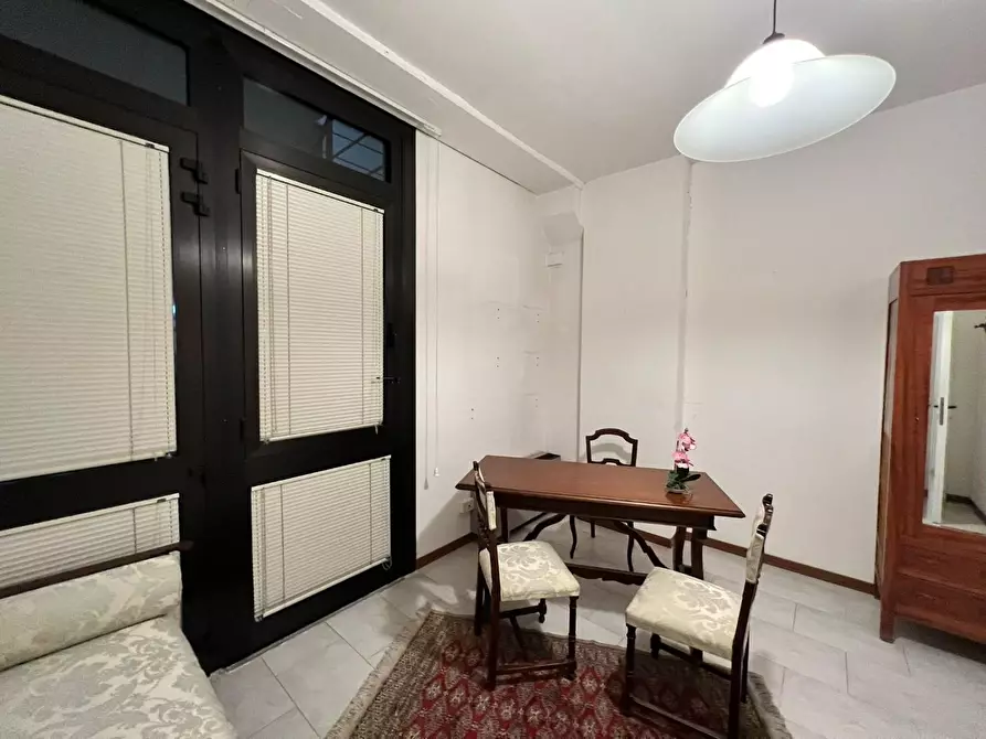 Immagine 3 di Ufficio in vendita  a Siena