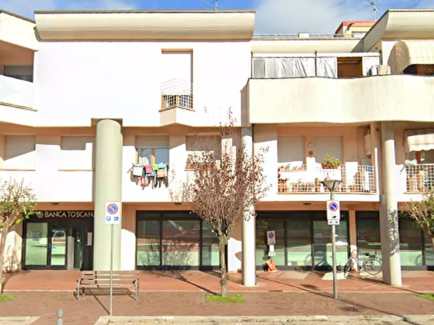 Immagine 24 di Locale commerciale in vendita  a Montelupo Fiorentino