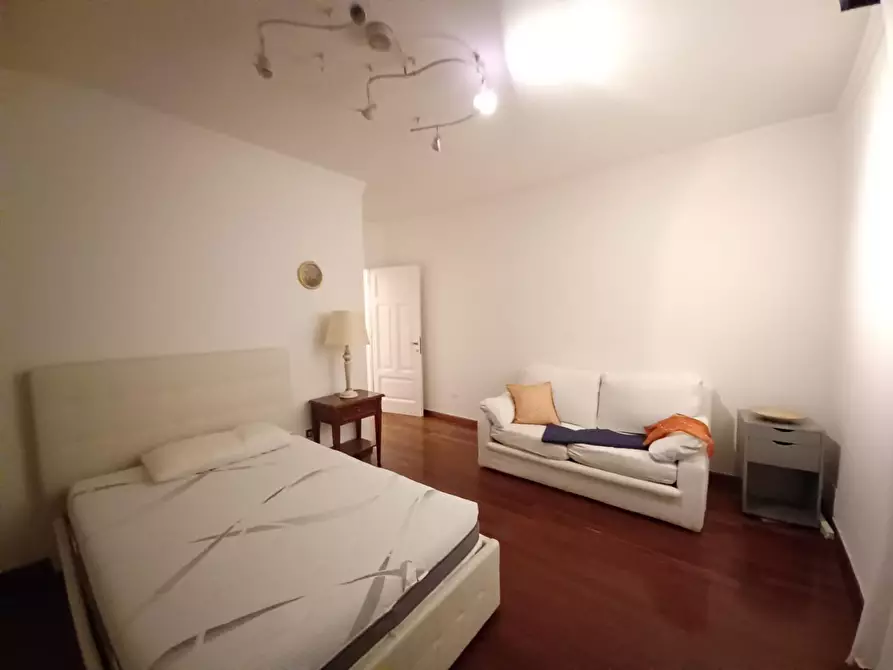 Immagine 36 di Villa in vendita  a Capraia E Limite