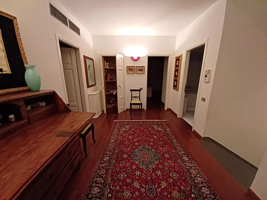 Immagine 28 di Villa in vendita  a Capraia E Limite