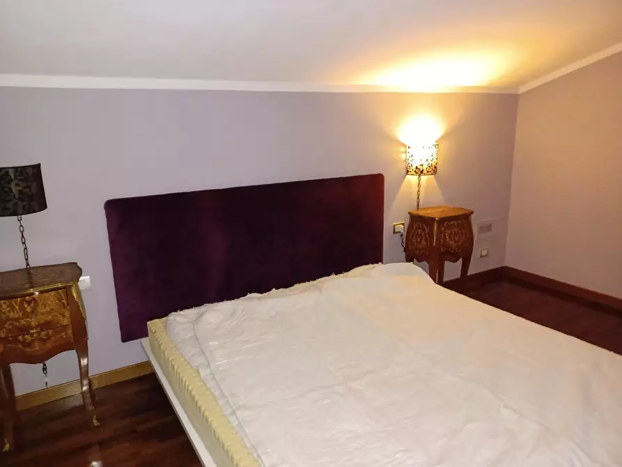 Immagine 45 di Villa in vendita  a Capraia E Limite