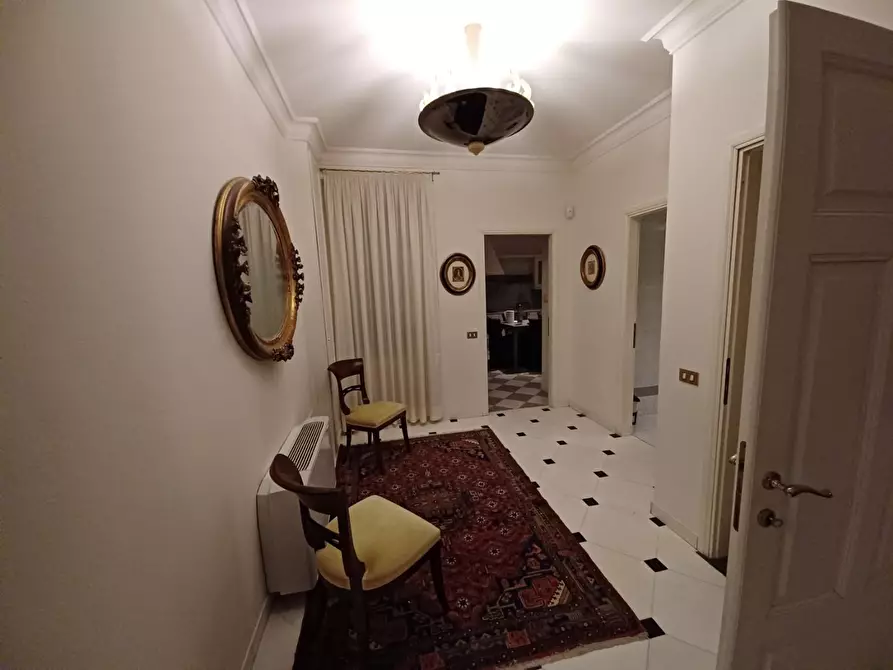 Immagine 27 di Villa in vendita  a Capraia E Limite