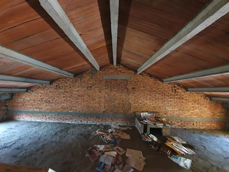 Immagine 11 di Appartamento in vendita  a Lamporecchio