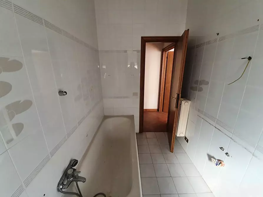 Immagine 10 di Appartamento in vendita  a Lamporecchio