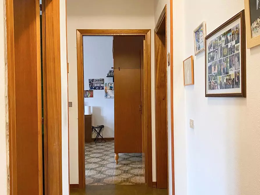 Immagine 21 di Appartamento in vendita  a Vinci