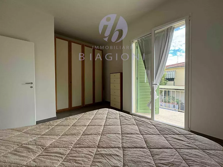 Immagine 37 di Casa bifamiliare in vendita  a Pietrasanta