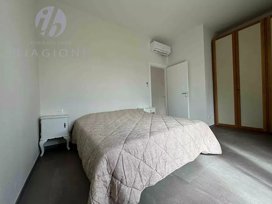 Immagine 35 di Casa bifamiliare in vendita  a Pietrasanta