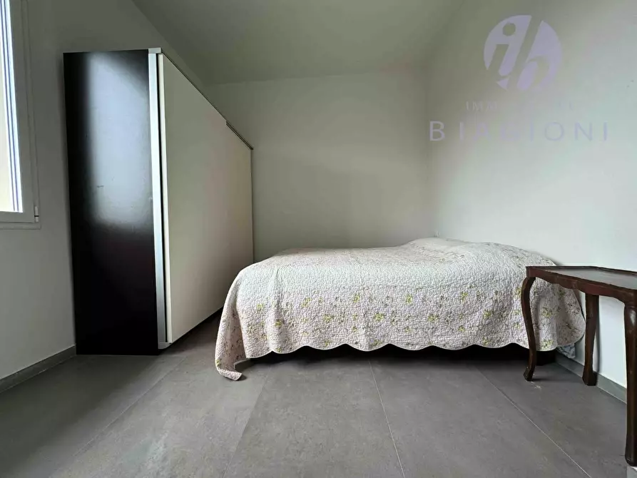 Immagine 25 di Casa bifamiliare in vendita  a Pietrasanta