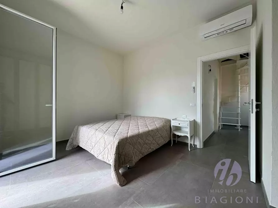 Immagine 32 di Casa bifamiliare in vendita  a Pietrasanta