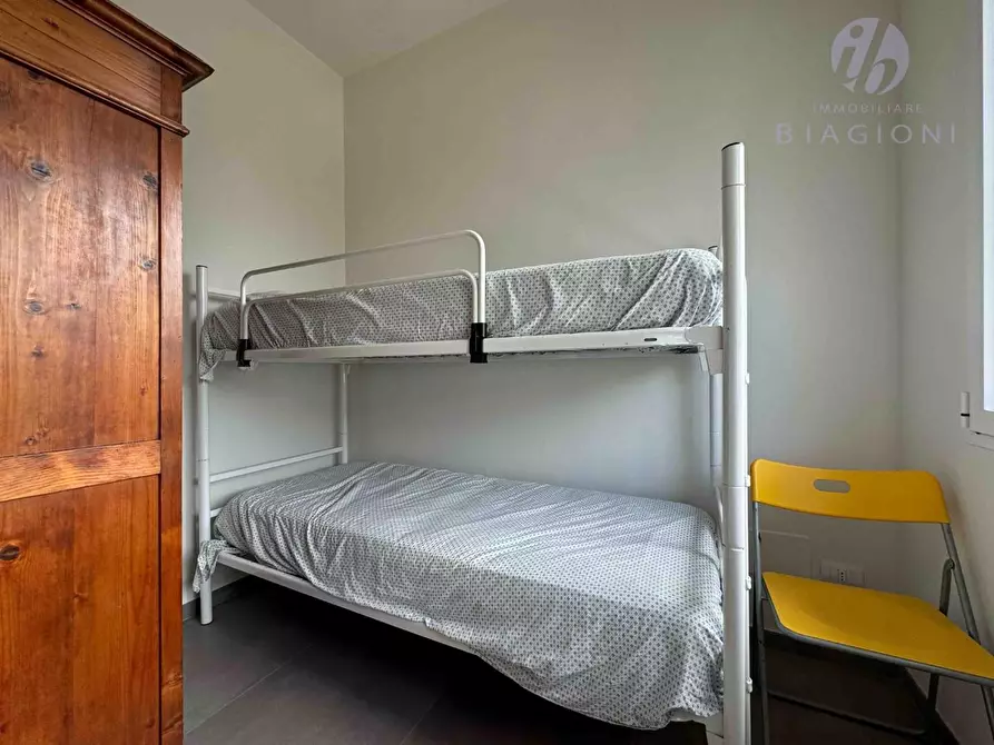 Immagine 28 di Casa bifamiliare in vendita  a Pietrasanta