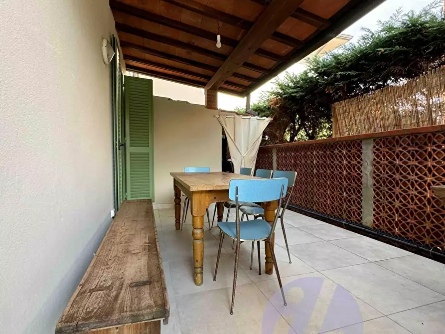 Immagine 21 di Casa bifamiliare in vendita  a Pietrasanta