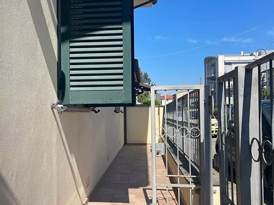 Immagine 1 di Terratetto in affitto  a Pietrasanta