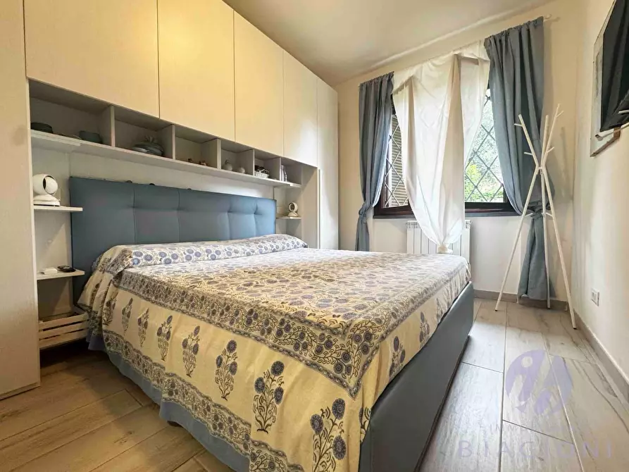 Immagine 41 di Appartamento in vendita  a Pietrasanta