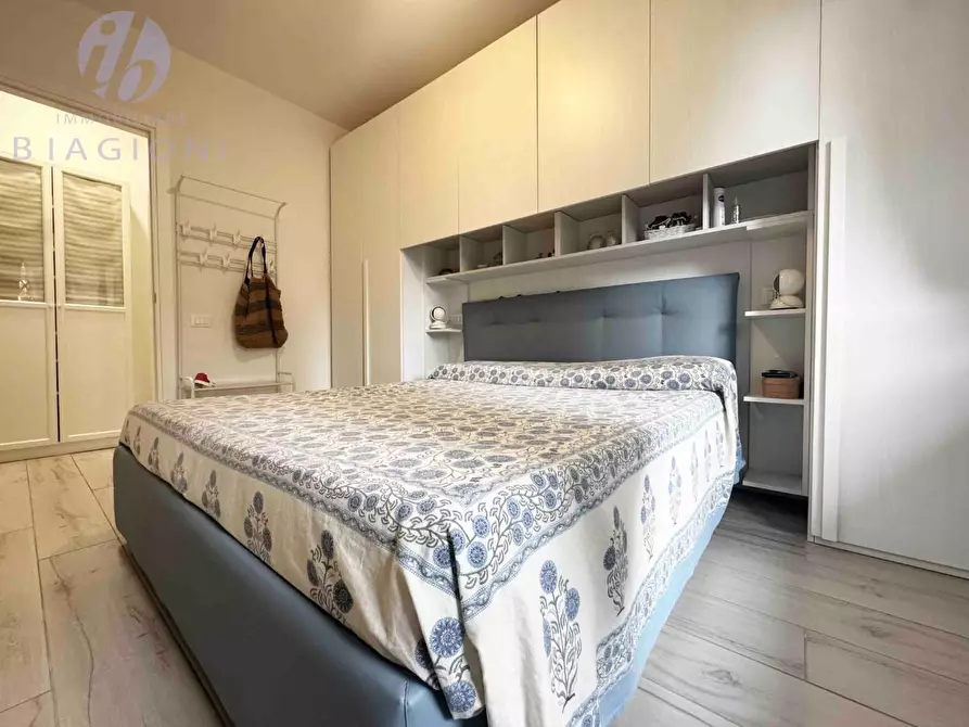 Immagine 45 di Appartamento in vendita  a Pietrasanta