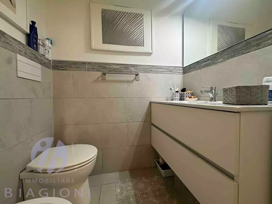 Immagine 46 di Appartamento in vendita  a Pietrasanta