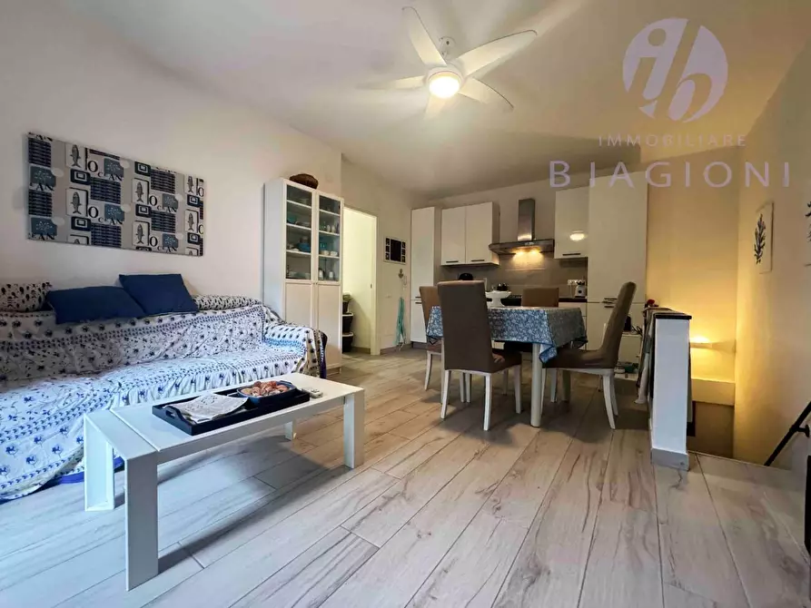 Immagine 9 di Appartamento in vendita  a Pietrasanta