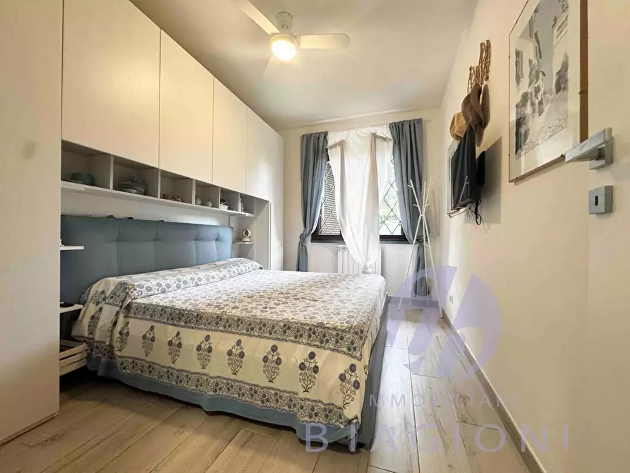 Immagine 40 di Appartamento in vendita  a Pietrasanta