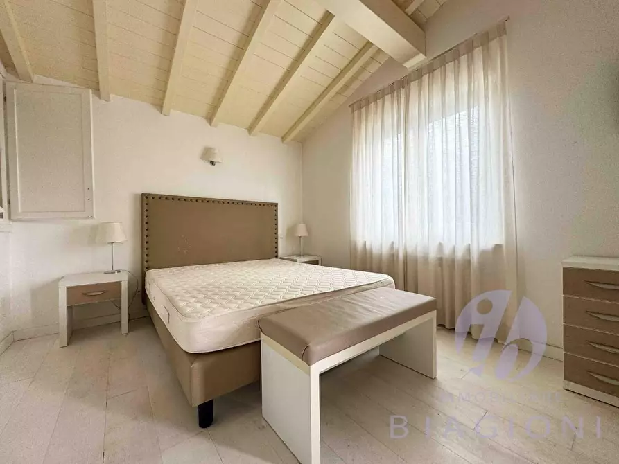 Immagine 40 di Villa in vendita  a Pietrasanta