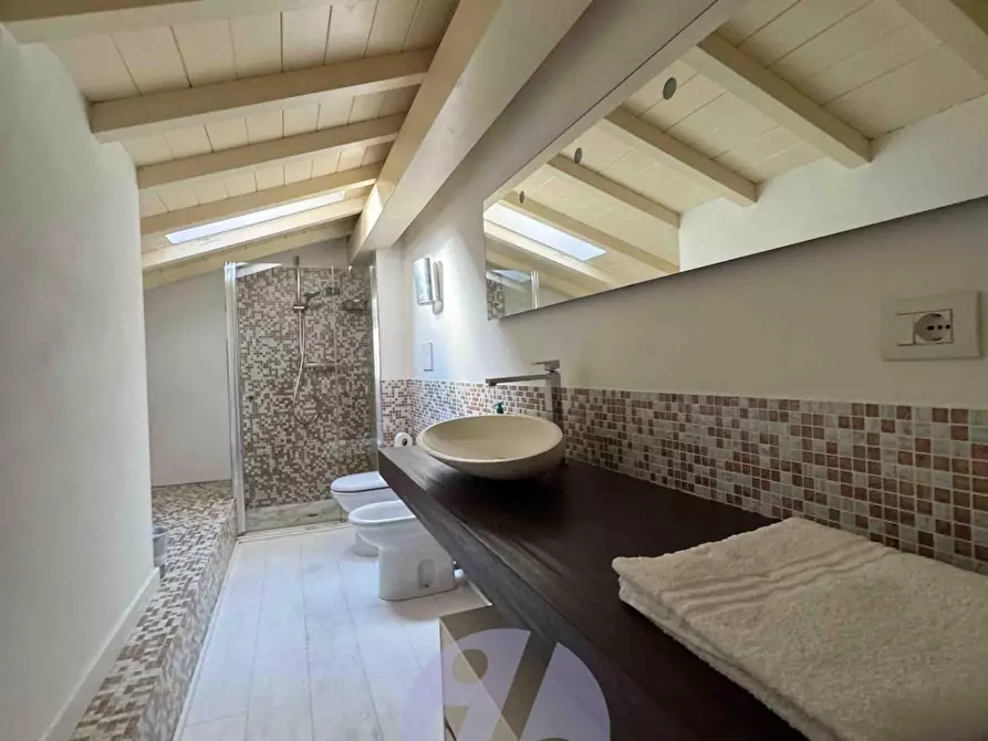 Immagine 35 di Villa in vendita  a Pietrasanta