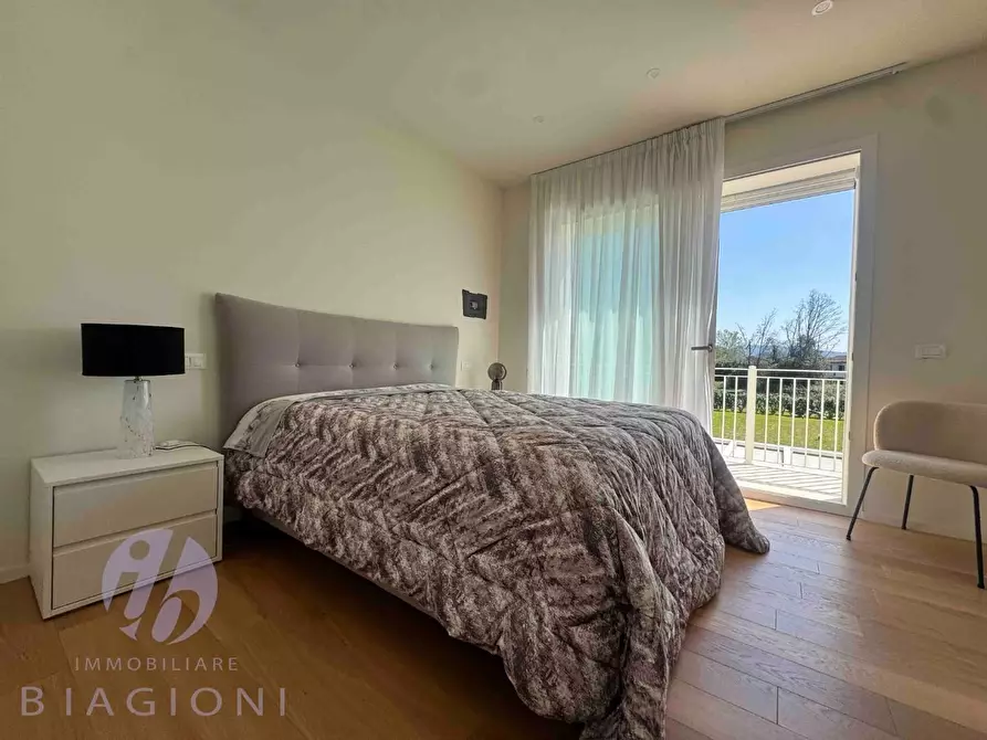 Immagine 35 di Villa in vendita  a Pietrasanta