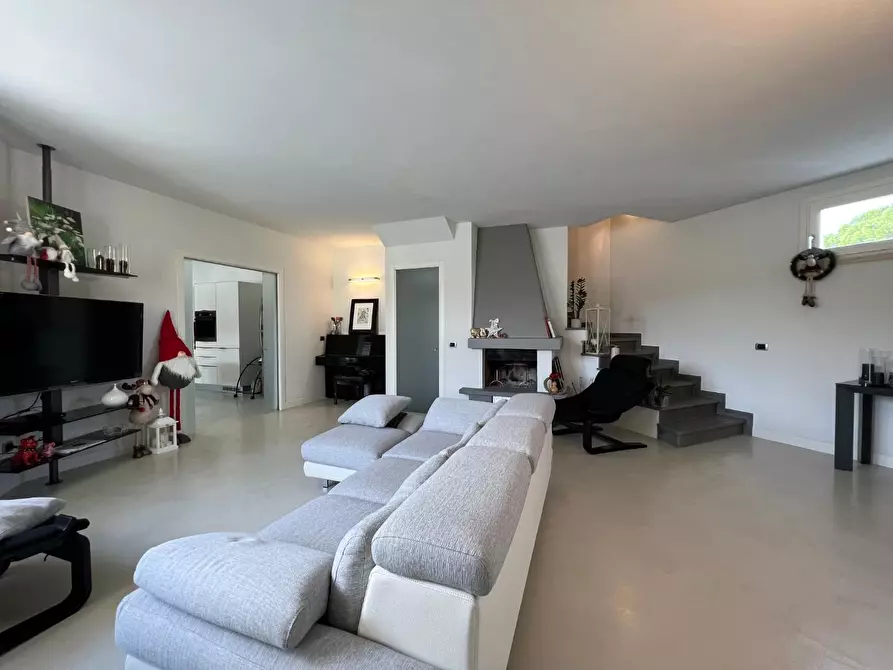 Immagine 17 di Casa bifamiliare in vendita  a Montelupo Fiorentino