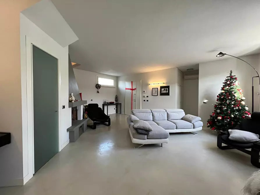 Immagine 16 di Casa bifamiliare in vendita  a Montelupo Fiorentino