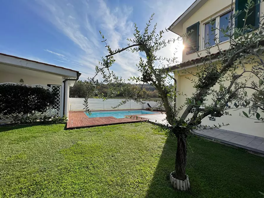 Immagine 3 di Casa bifamiliare in vendita  a Montelupo Fiorentino
