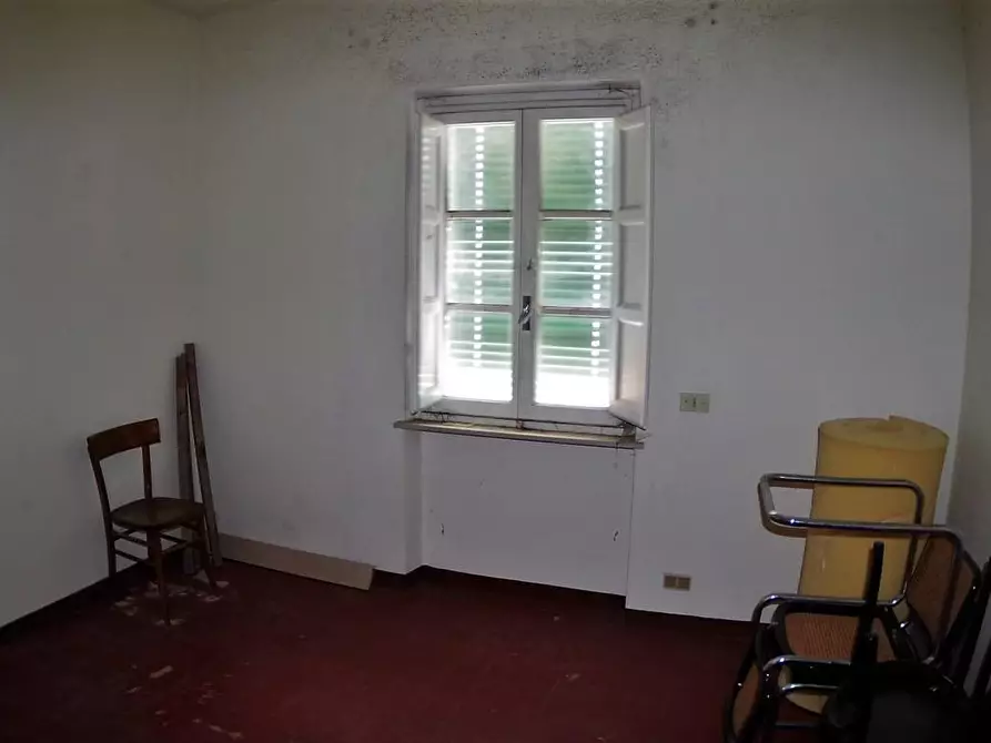 Immagine 28 di Casa indipendente in vendita  a Lucca