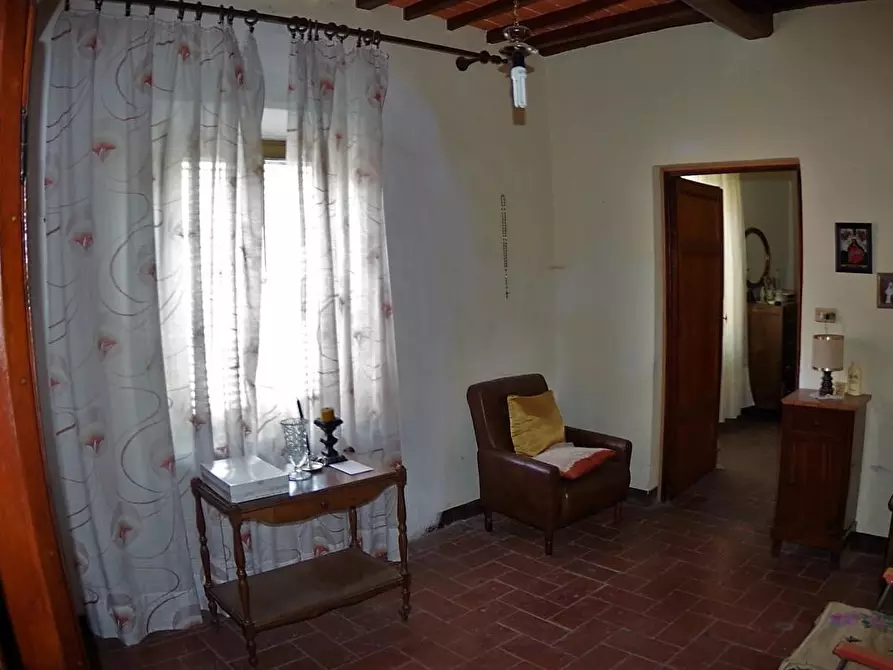 Immagine 29 di Casa indipendente in vendita  a Lucca