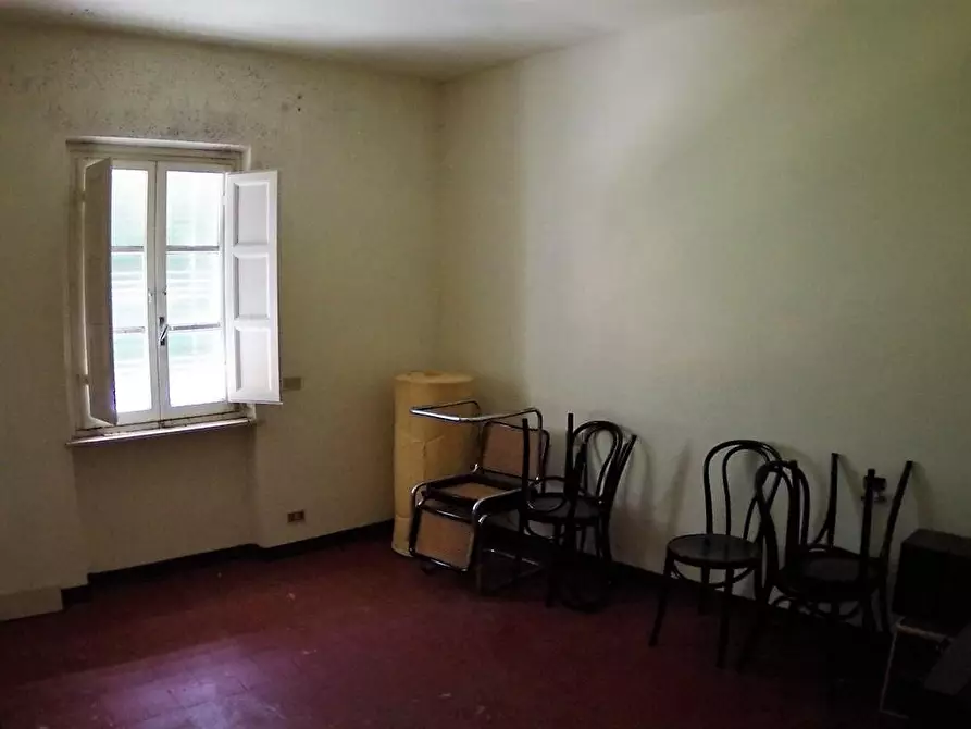 Immagine 27 di Casa indipendente in vendita  a Lucca