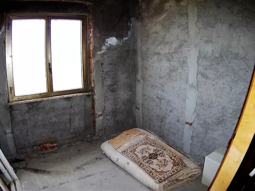 Immagine 25 di Casa indipendente in vendita  a Lucca