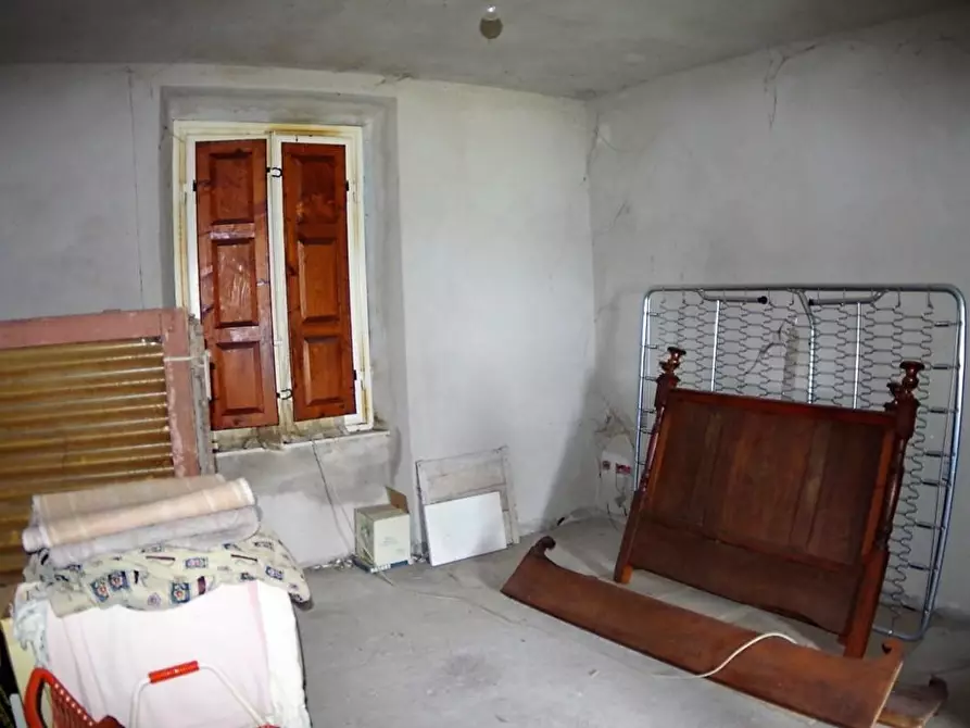 Immagine 26 di Casa indipendente in vendita  a Lucca