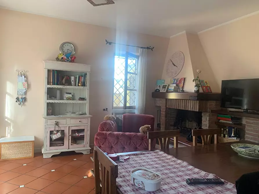 Immagine 3 di Casa bifamiliare in vendita  a Carrara