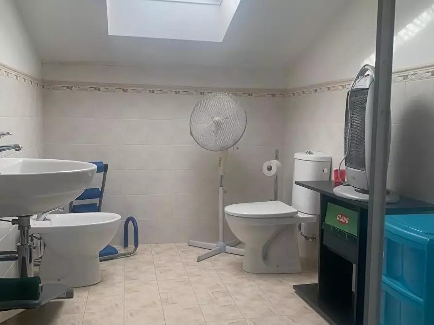 Immagine 21 di Casa bifamiliare in vendita  a Carrara